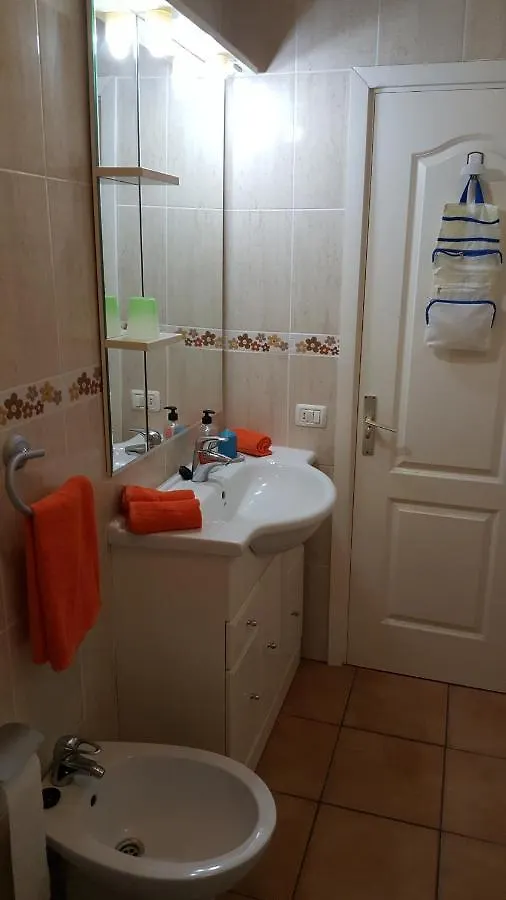 Apartment Jacaranda Close To The Beach, Sea-View, Pool, Wifi, Sat-Tv Arona