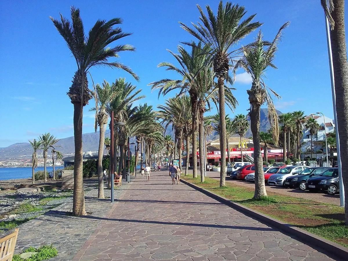 Apartment Jacaranda Close To The Beach, Sea-View, Pool, Wifi, Sat-Tv Arona