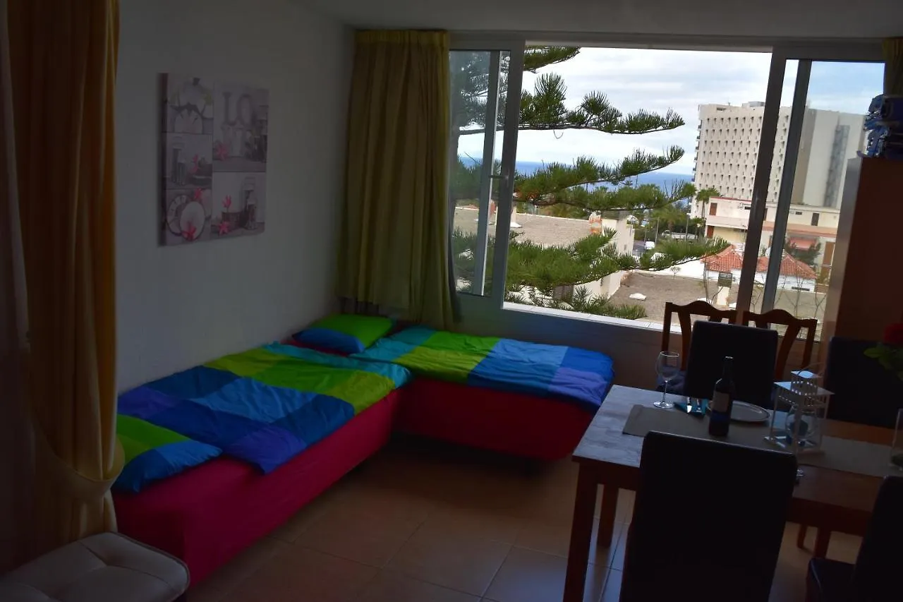 Apartment Jacaranda Close To The Beach, Sea-View, Pool, Wifi, Sat-Tv Arona  0*, Arona (Tenerife) Spain